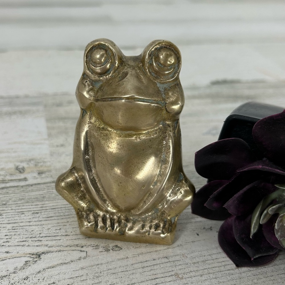 Brass Gold Vintage Sitting Frog Cute Unique Figurine